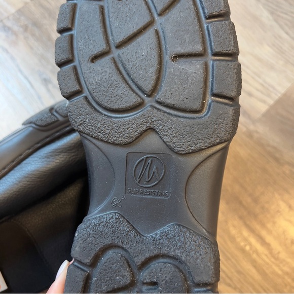 Mellow Walk Work/Safety Boot size 10 - Picture 4 of 12